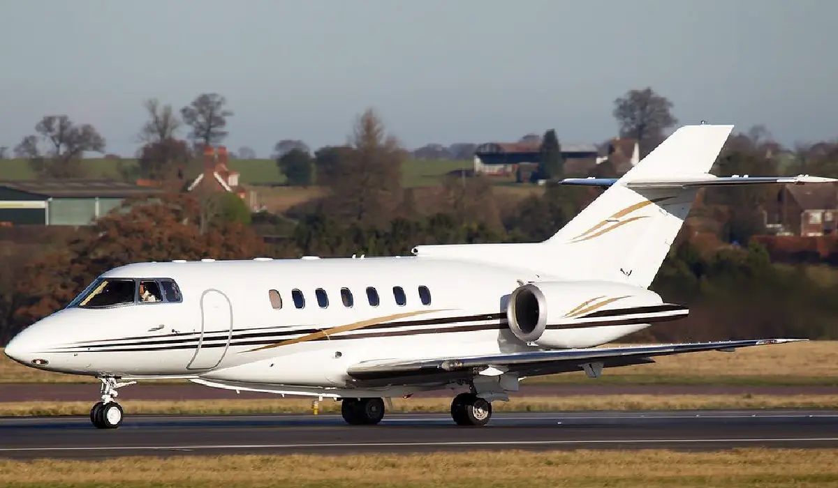 Beechcraft - Hawker 1000 - Private Jet Rentals - Preowned Private Jets - Exclusive Concierge Club.webp